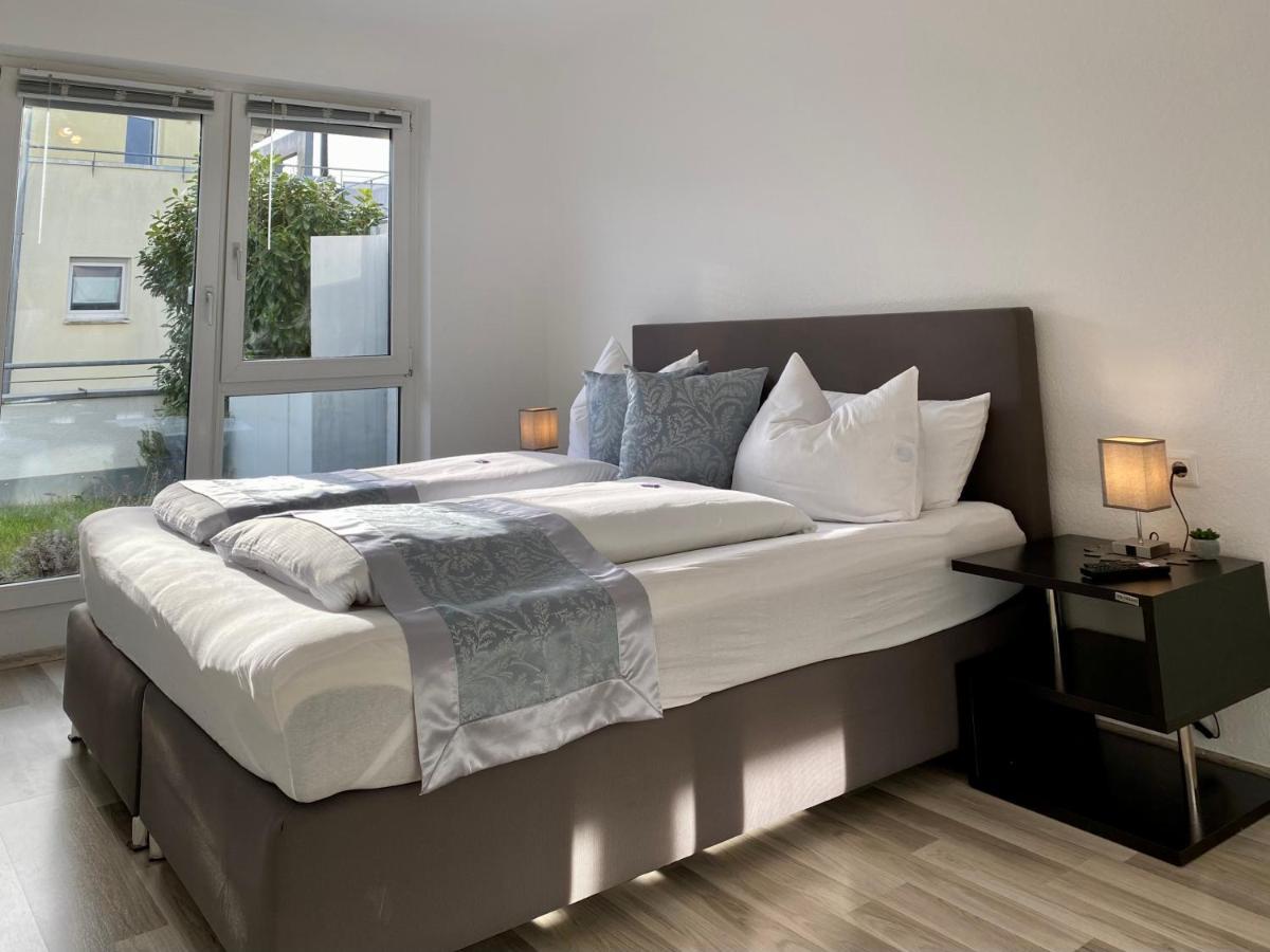 3 Zimmer Apartment In S-Bahn Naehe, 76 Qm, Max 5 Pers, 30Qm Dachterasse, Garage, Internet 1000 Mbit Gaertringen Экстерьер фото